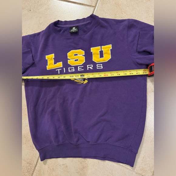 Women’s LSU pullover - Picture 7 of 7